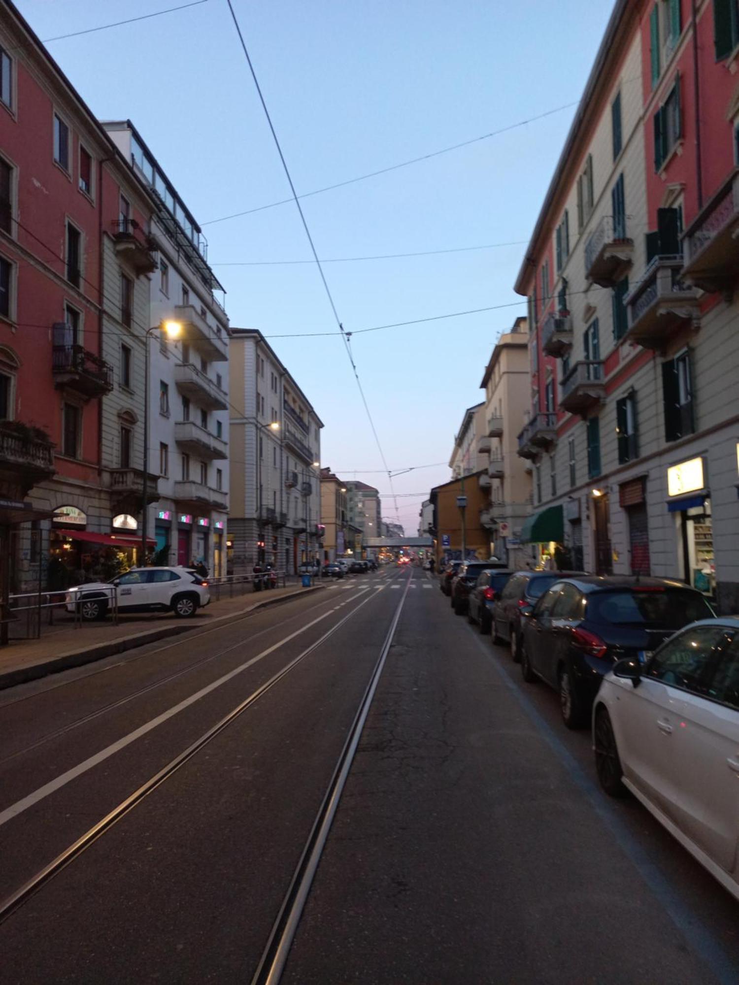 Casamia Tra Navigli E Universita - Free Parking Milánó Kültér fotó